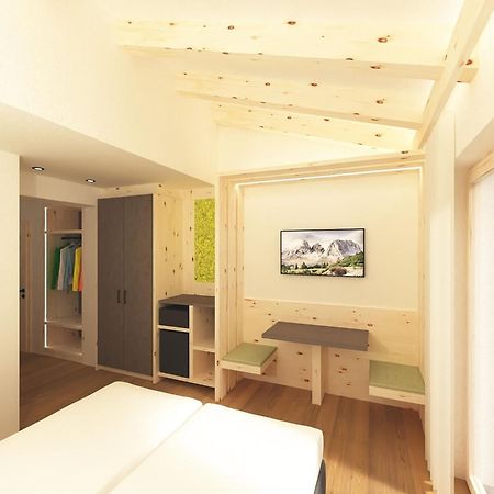 Hotel Des Alpes Soraga Esterno foto